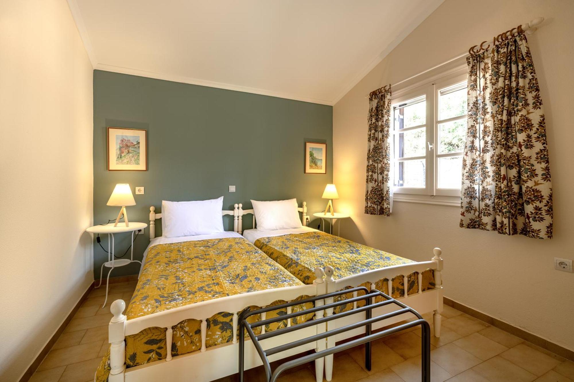 Villehardouin Farm Estate, Studios & Apartments, Minia, Kefalonia Аргостолион Экстерьер фото