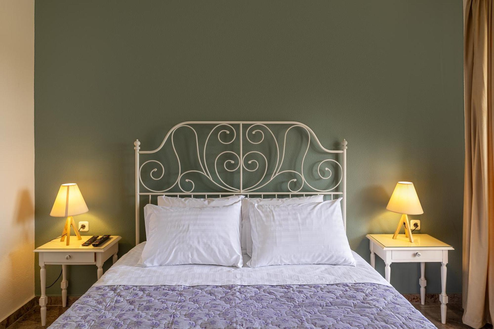 Villehardouin Farm Estate, Studios & Apartments, Minia, Kefalonia Аргостолион Экстерьер фото